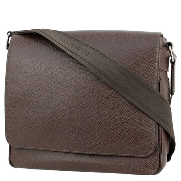 Louis Vuitton Handbags - Louis Vuitton Taiga Greasy Brown PM Shoulder Bag